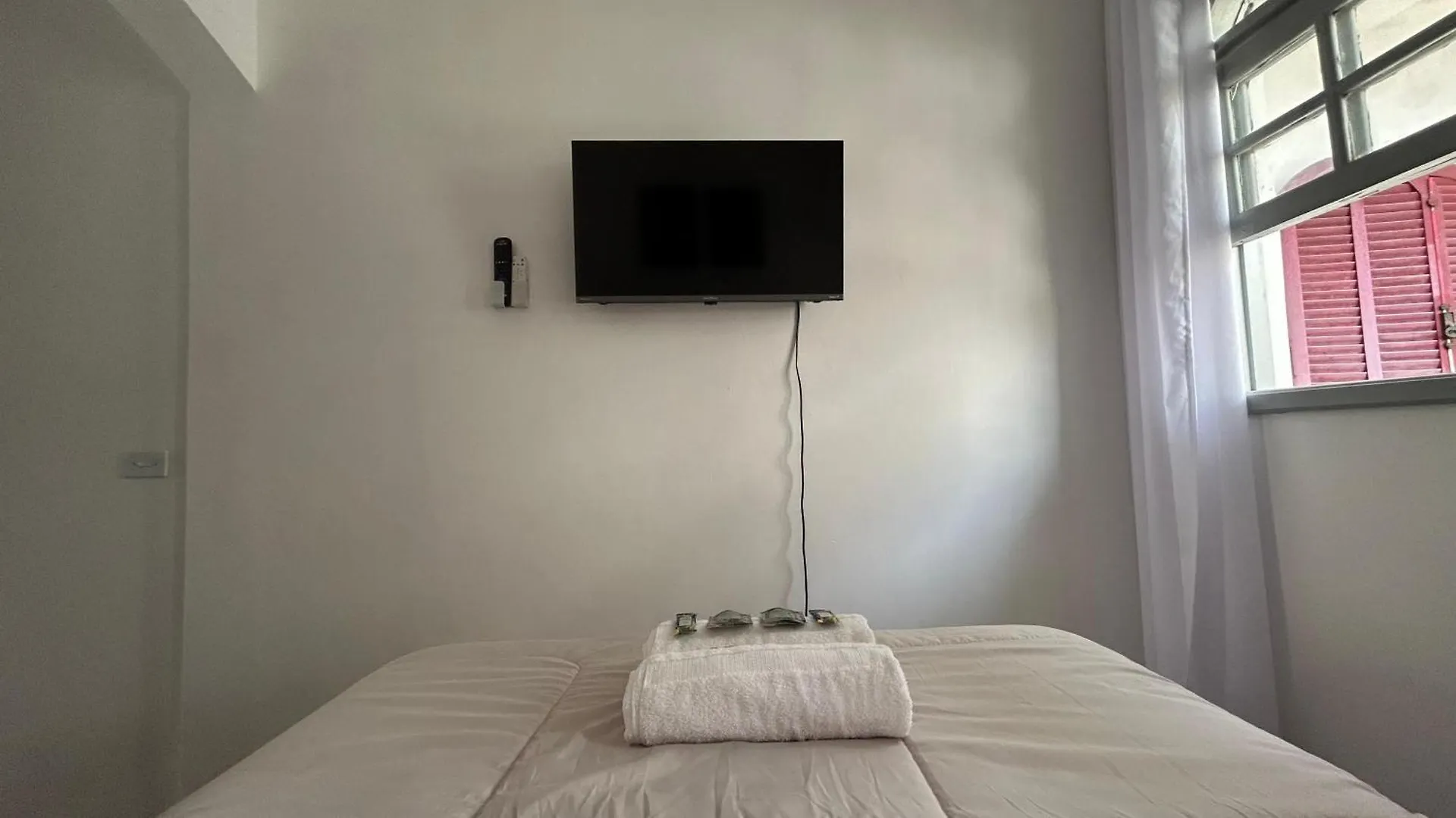 Casa Ibirapuera - Hospedagem Domiciliar São Paulo Quarto em Acomodações Particulares