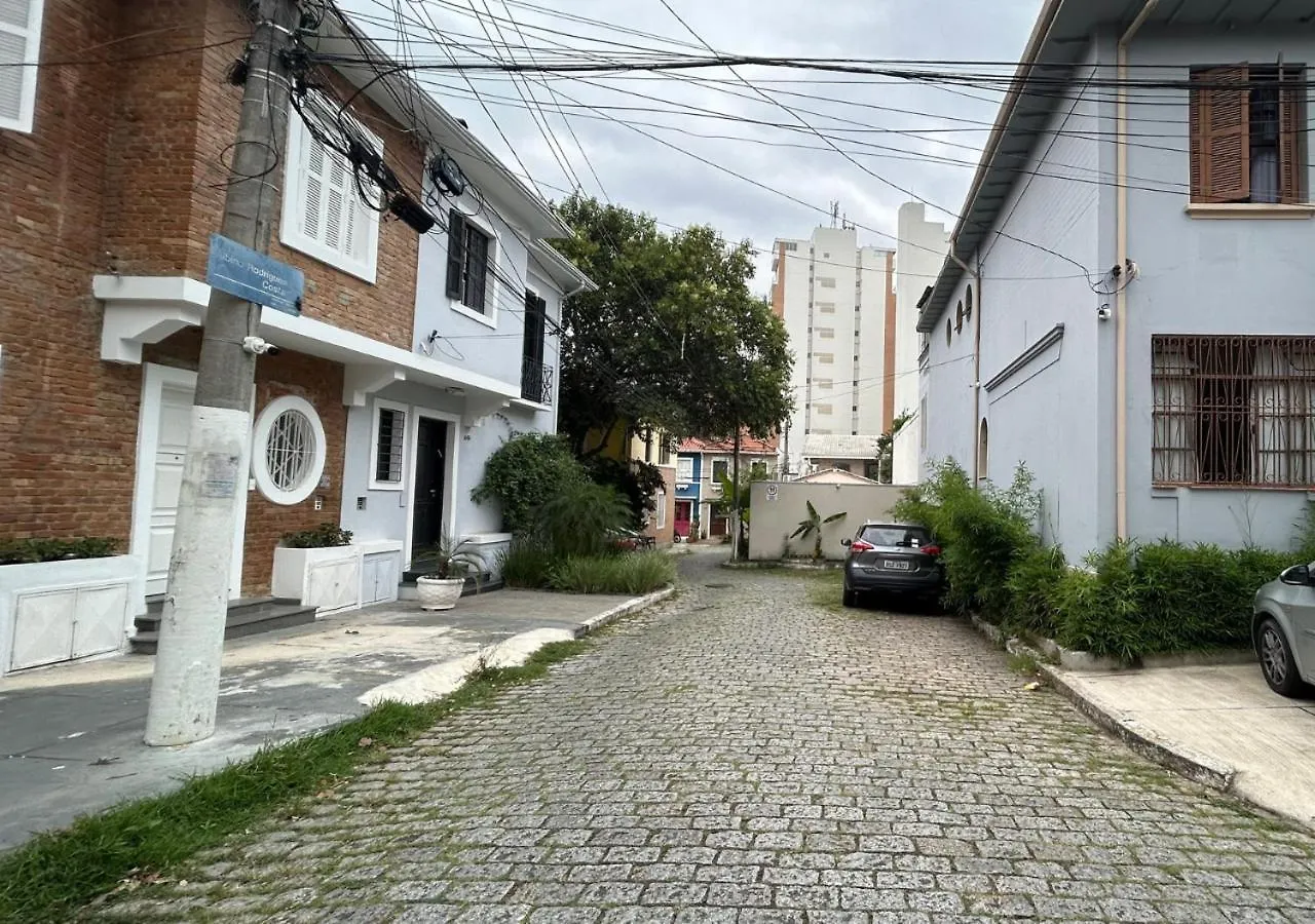 Quarto em Acomodações Particulares Casa Ibirapuera - Hospedagem Domiciliar São Paulo